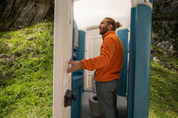 Best Portable bathroom rental  in Ellettsville, IN